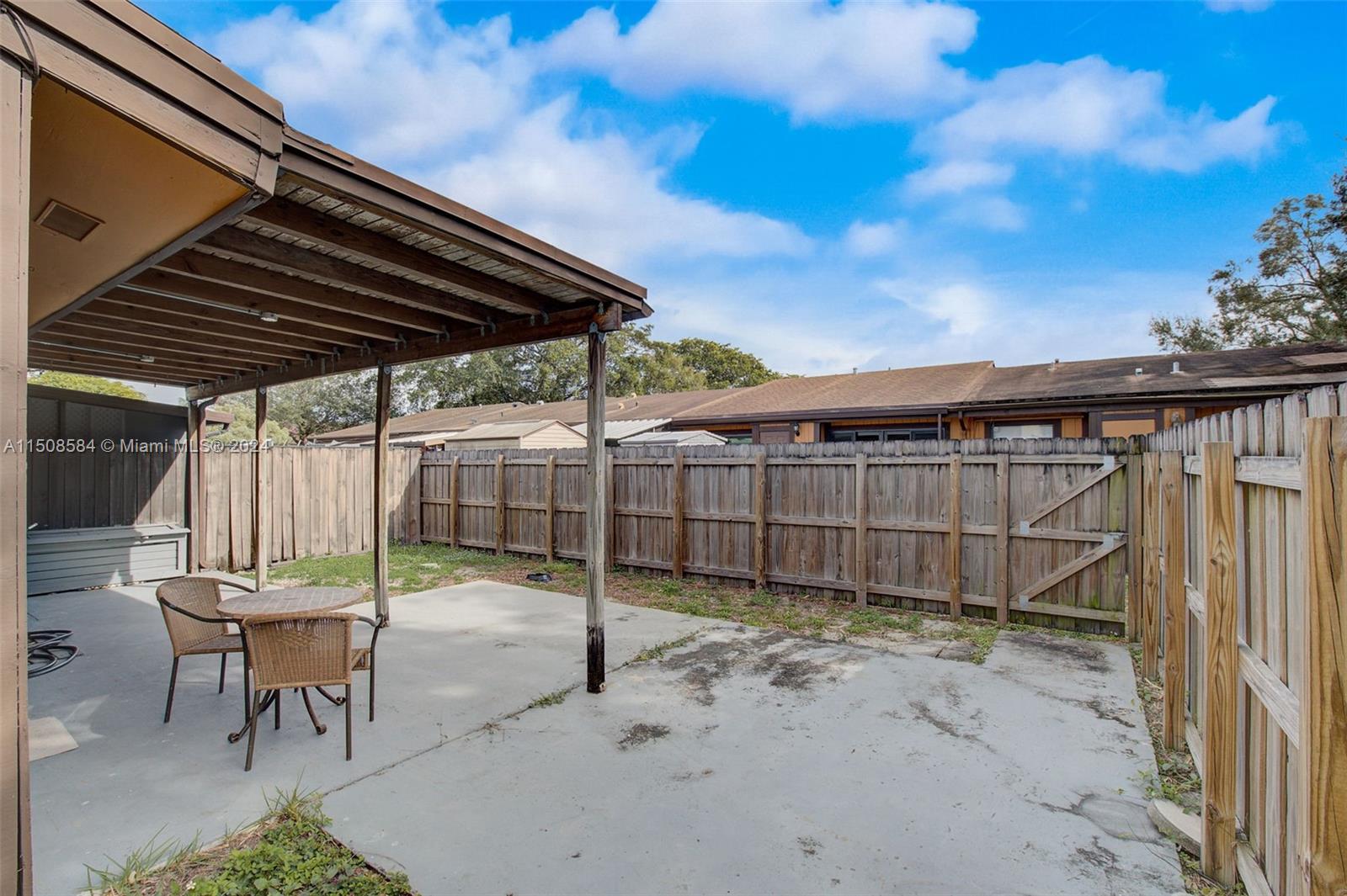 EVERGLADES SUGAR & LAND C - Residential