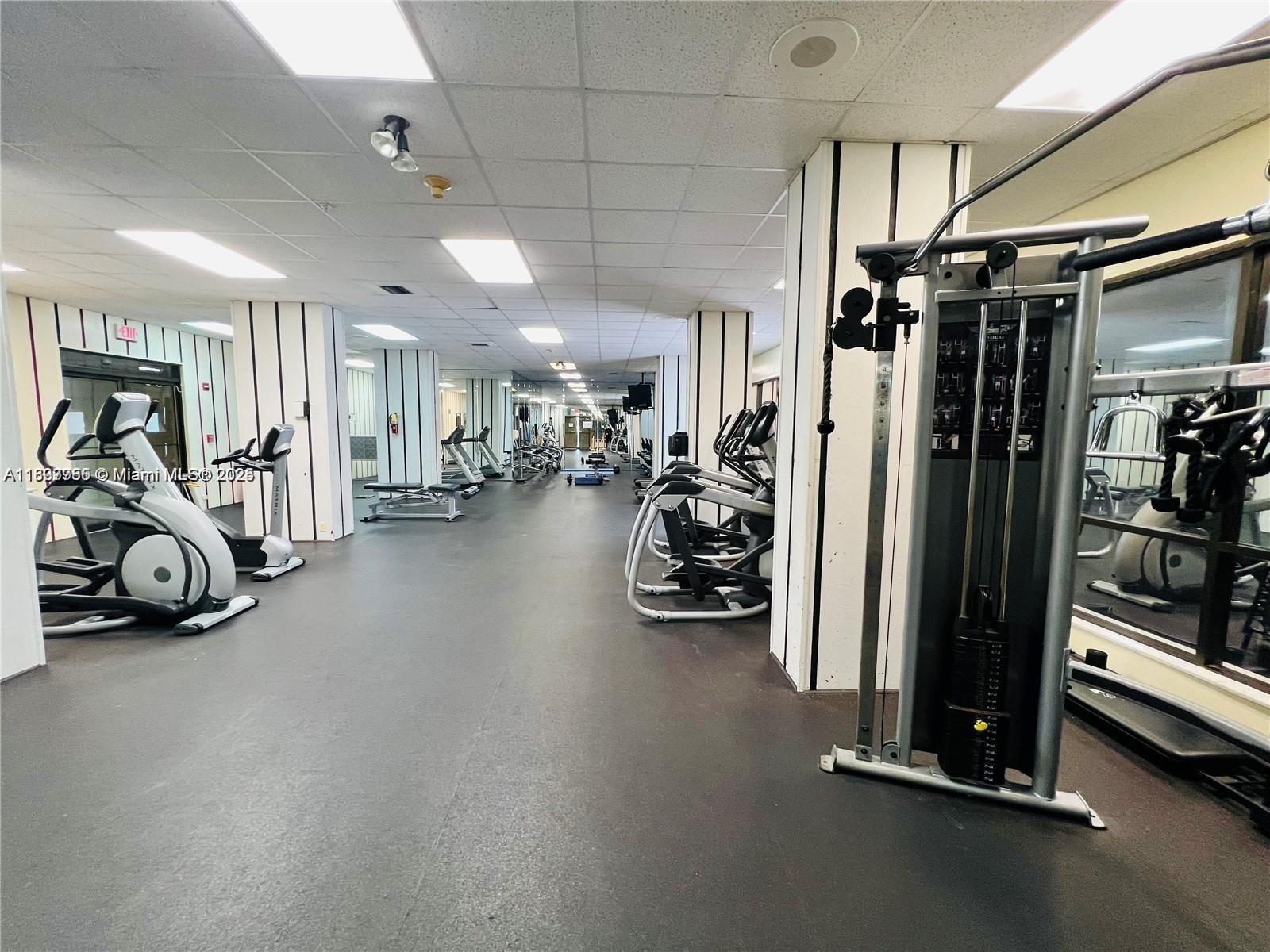 COMMODORE PLAZA CONDO - Residential