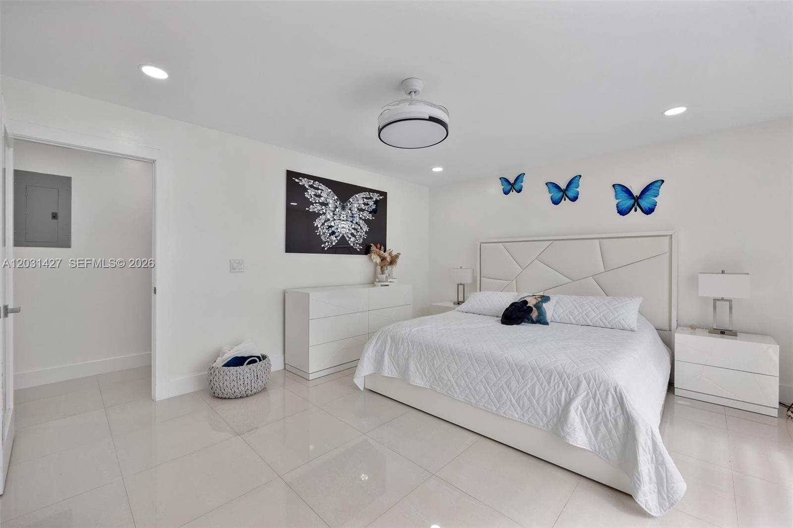 DEERWOOD VILLAS SEC 1 - Residential