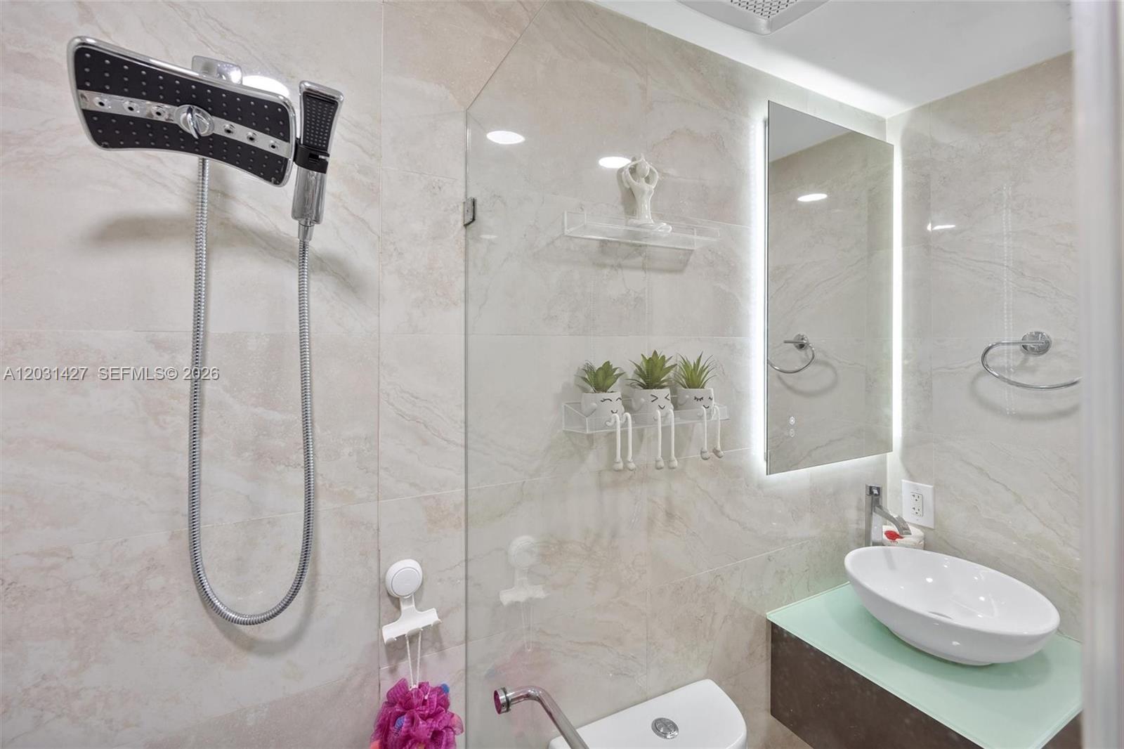 DEERWOOD VILLAS SEC 1 - Residential