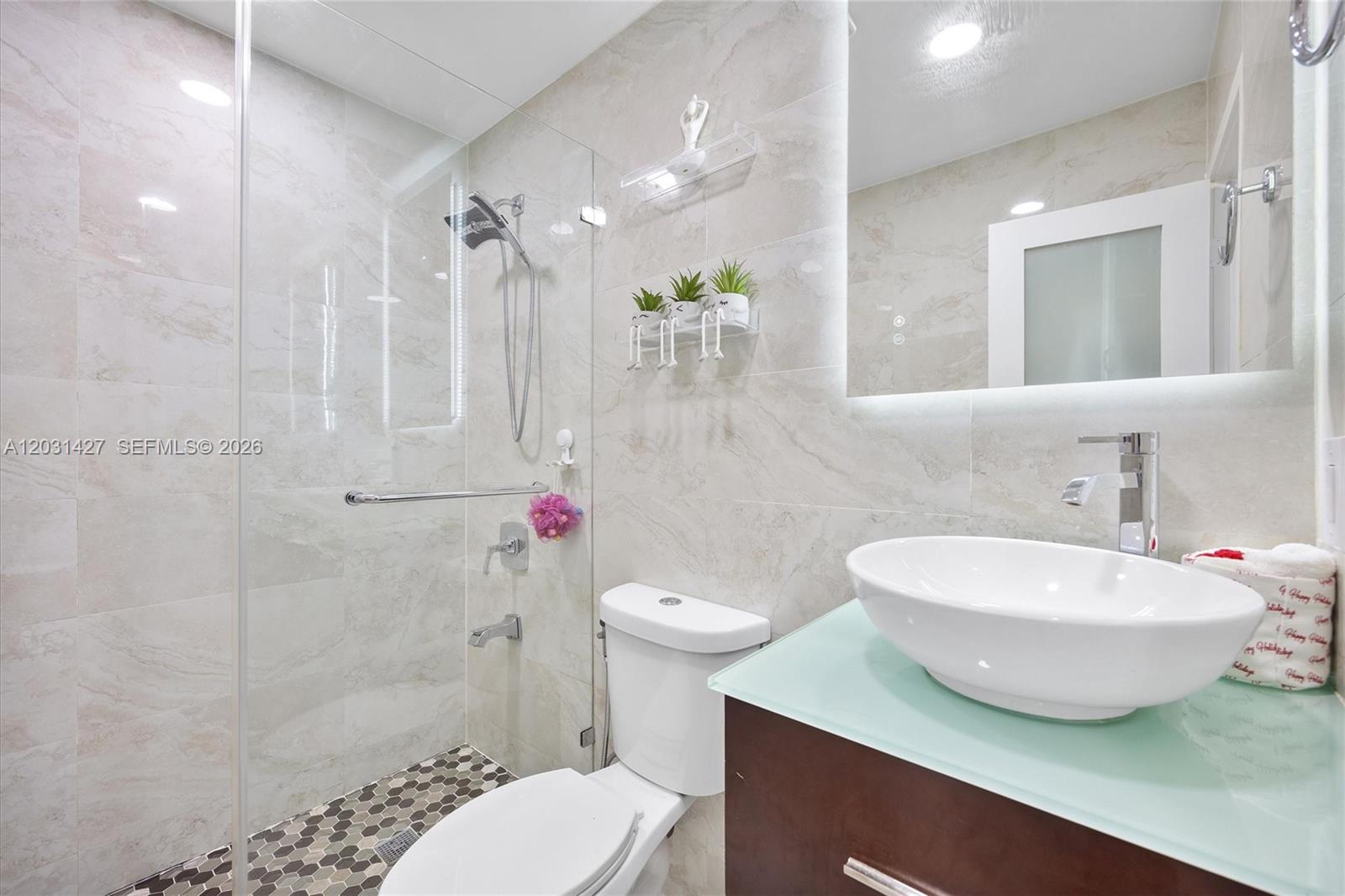 DEERWOOD VILLAS SEC 1 - Residential