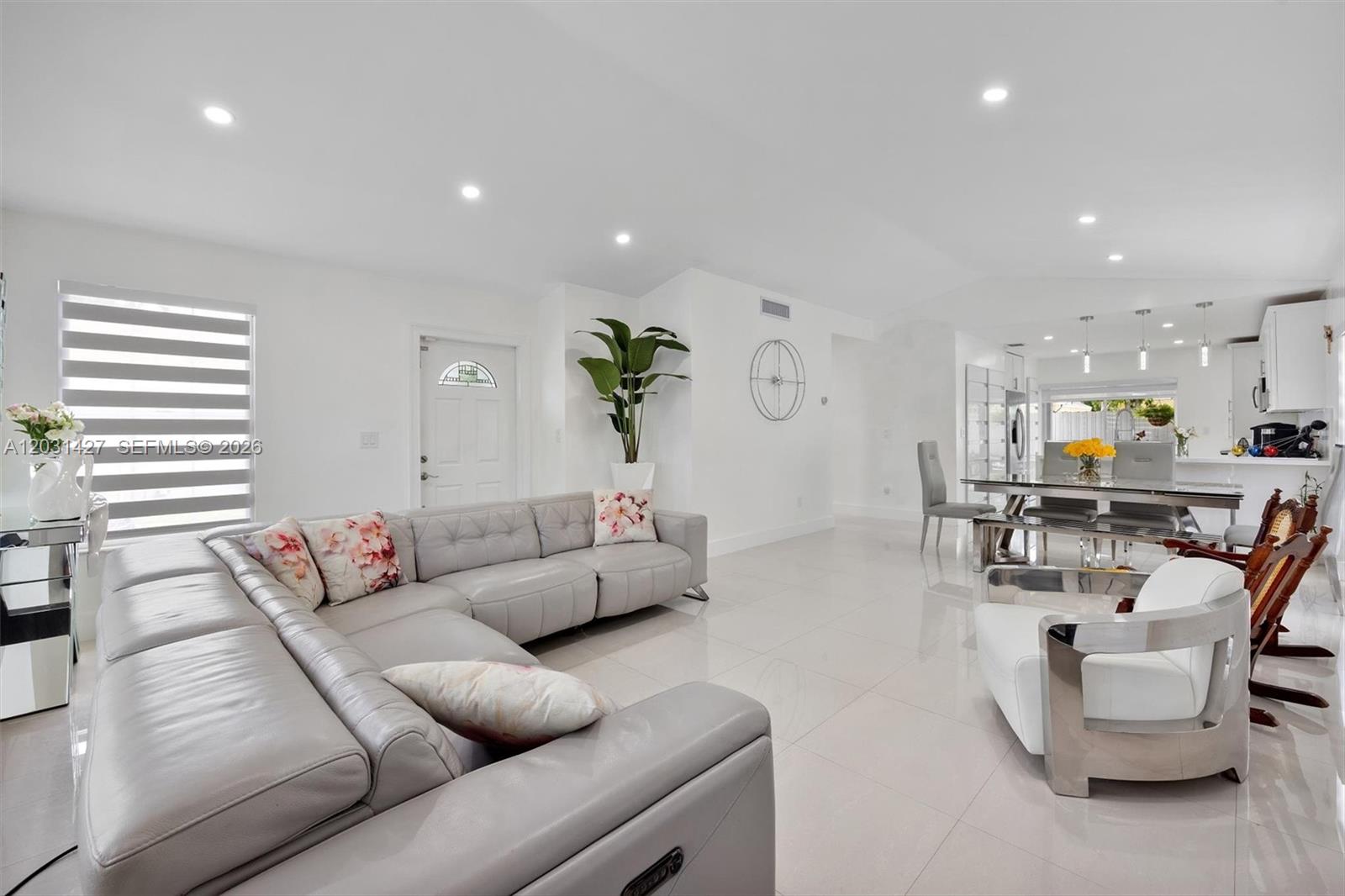 DEERWOOD VILLAS SEC 1 - Residential