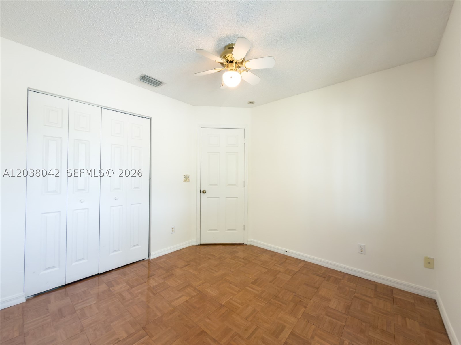 CHAPEL TRAIL II - Residential