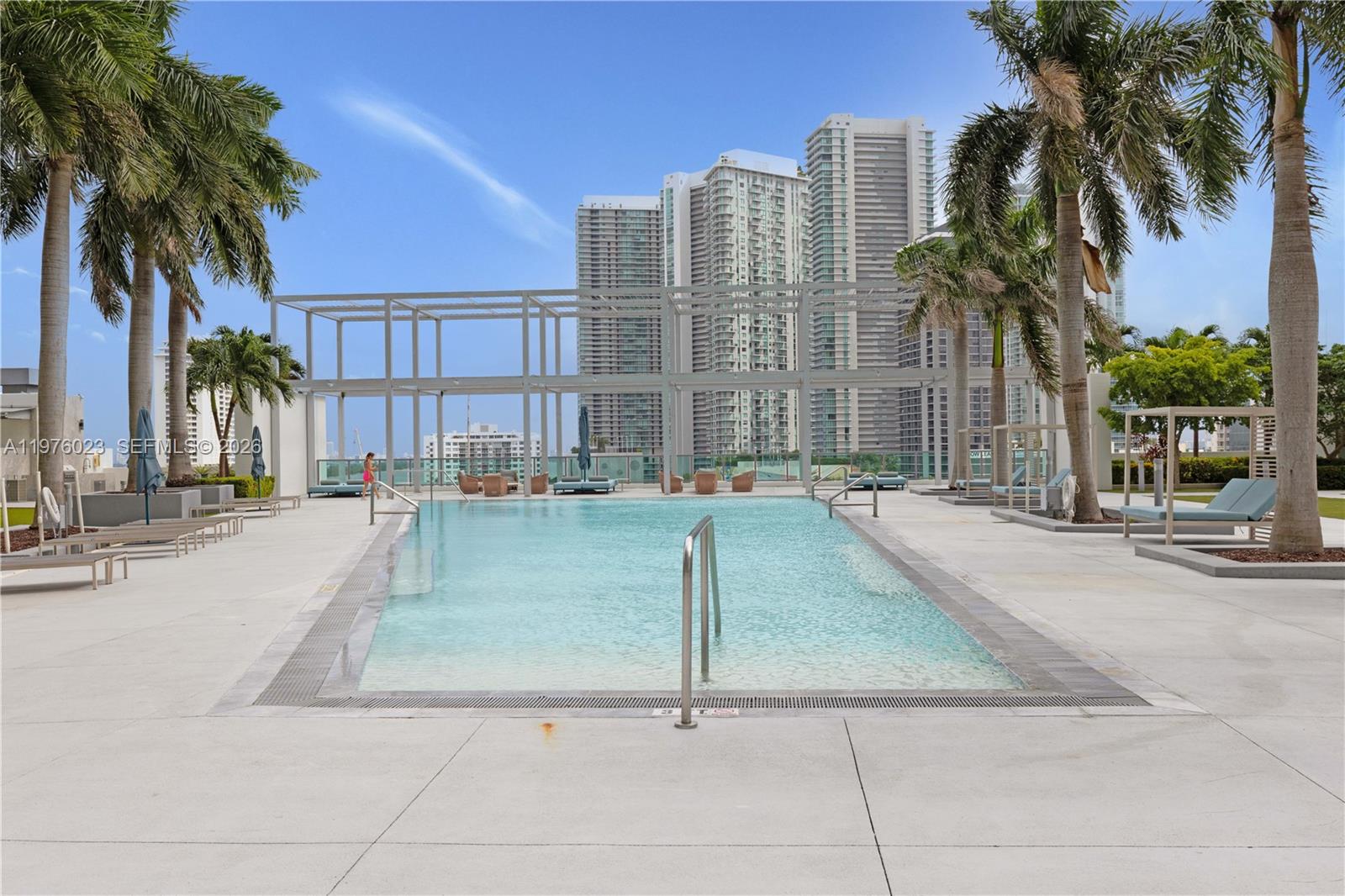 Experience modern living in the heart of Midtown Miami at 3301 NE 1st Ave, Unit 1506H. This bright 1-bedroom, 1.5-bath residence offers 861 SF of open-concept living with floor-to-ceiling impact windows and city views. Features include a sleek kitchen with stainless steel appliances, spacious primary suite with walk-in closet, and a convenient guest half-bath.
Full-service building with pool, fitness center, 24-hour concierge, and secured parking. Steps from Midtown shops, Wynwood, Design District, dining, and entertainment. Ideal as a primary residence or investment opportunity.