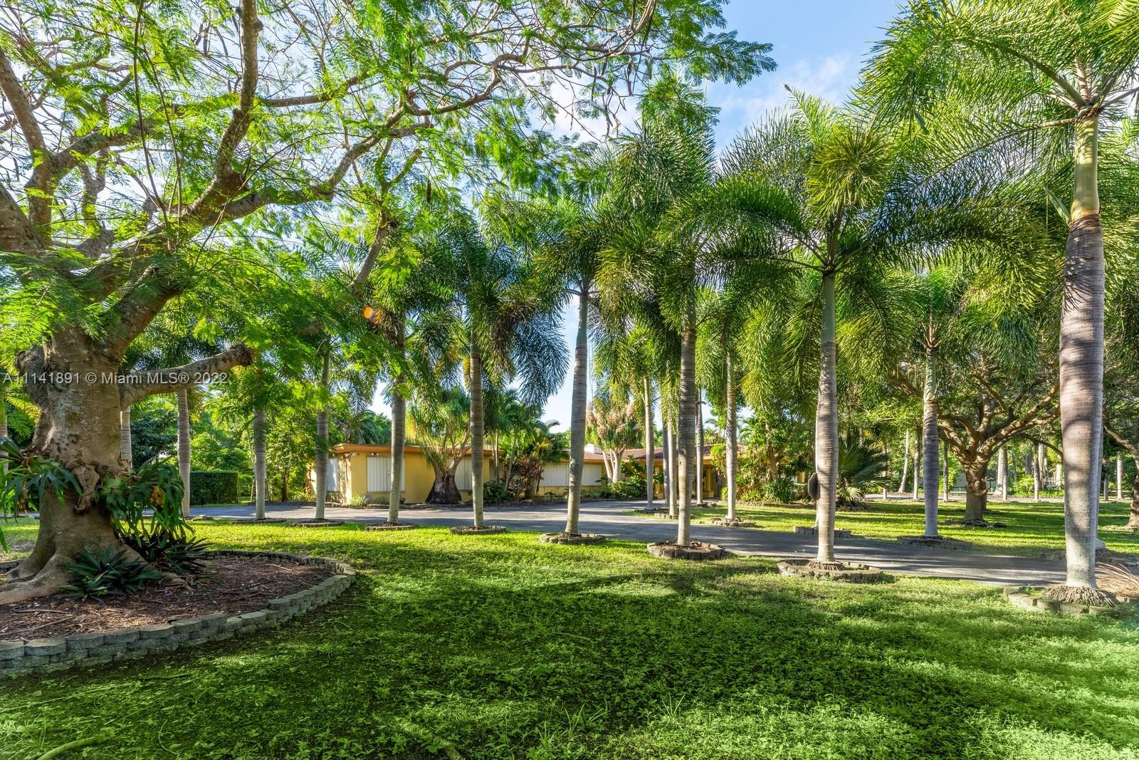 RIDGELINE ESTATES - Residential