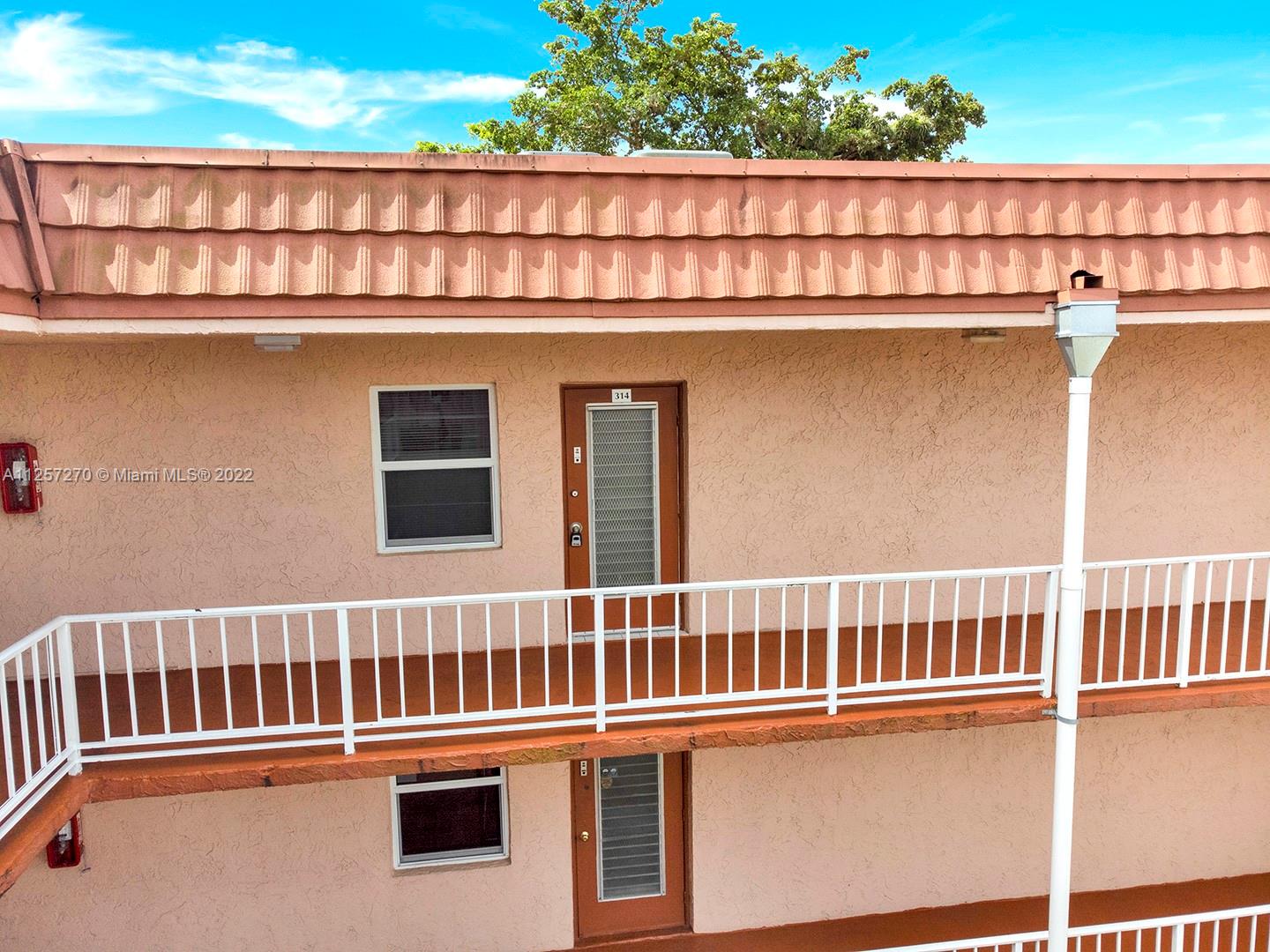LIME BAY 6 CONDO - Residential Lease