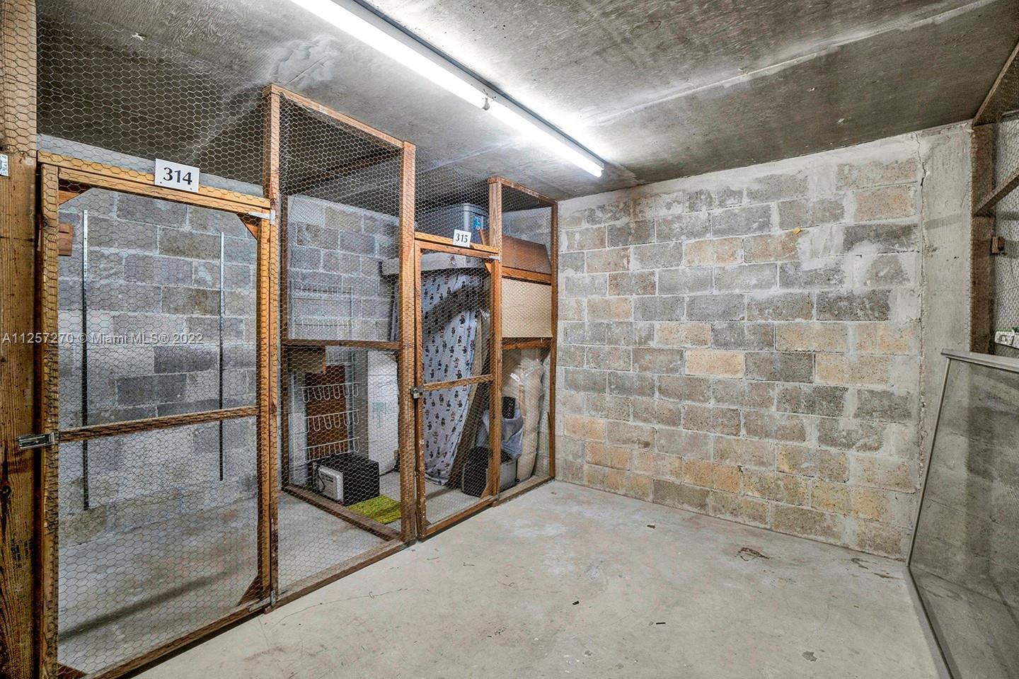 LIME BAY 6 CONDO - Residential Lease