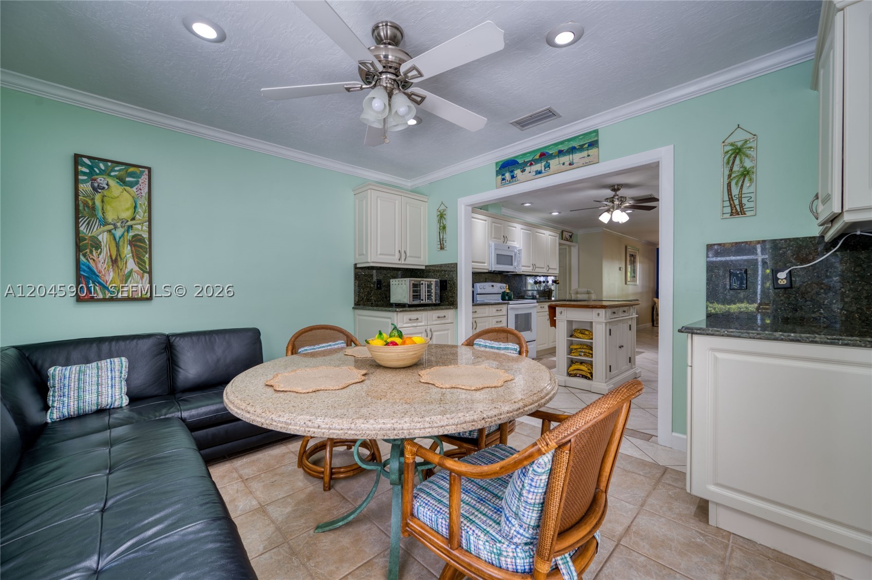 PINECREST SUB UNIT 1 - Residential