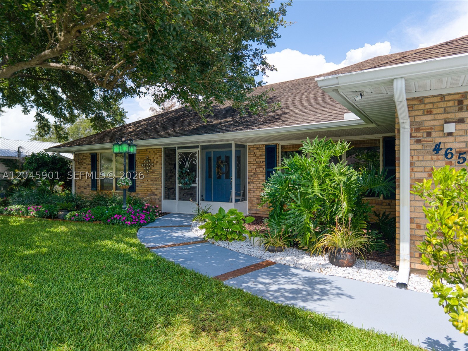 PINECREST SUB UNIT 1 - Residential