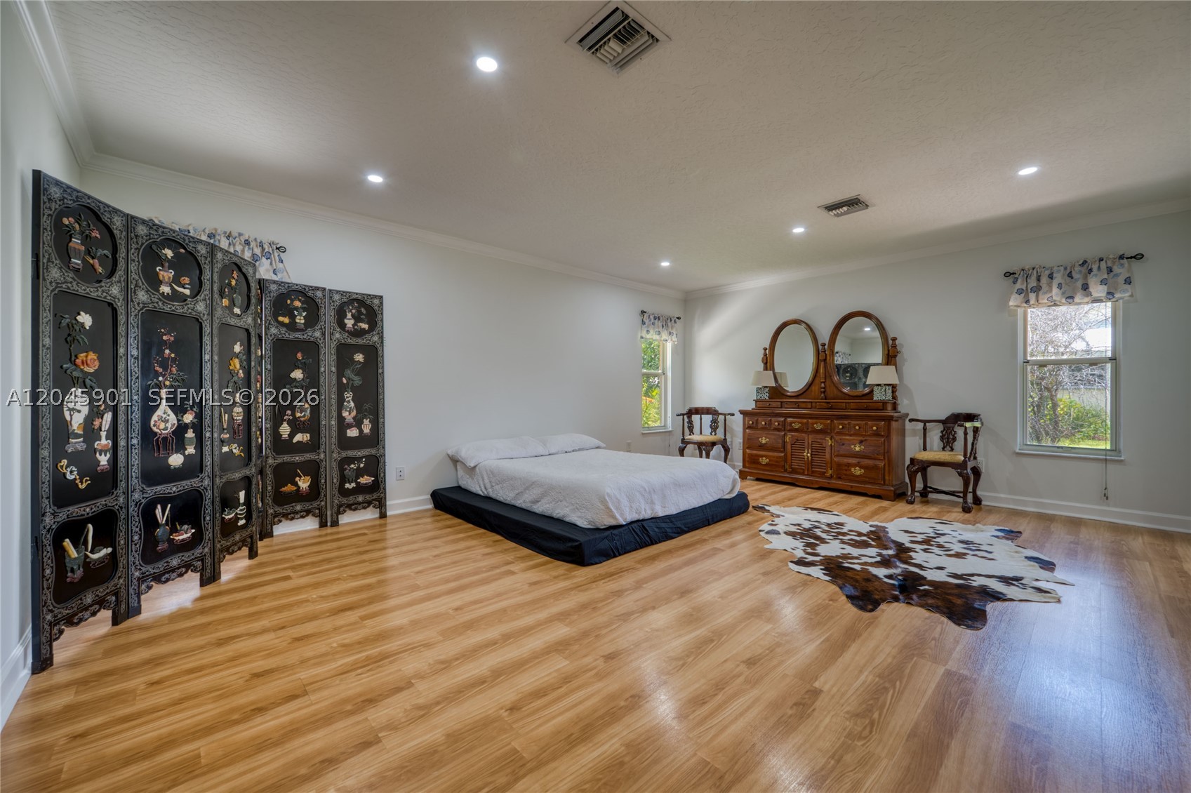 PINECREST SUB UNIT 1 - Residential