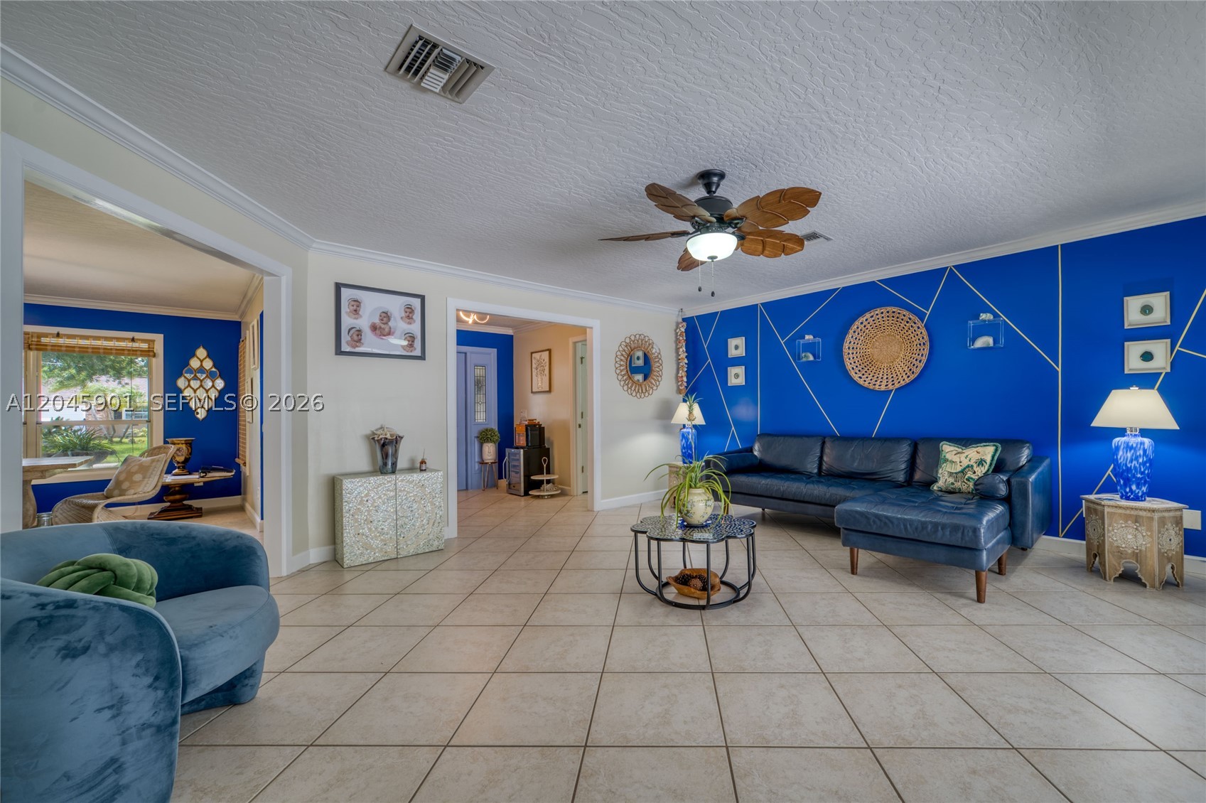 PINECREST SUB UNIT 1 - Residential