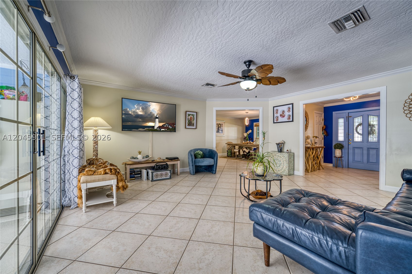 PINECREST SUB UNIT 1 - Residential