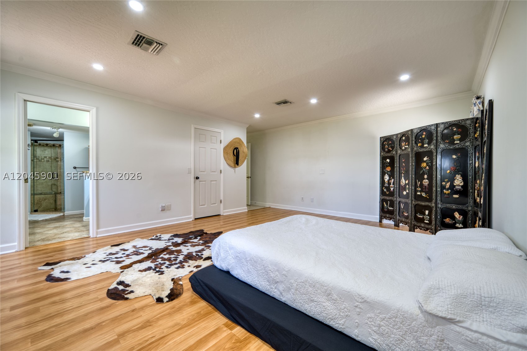 PINECREST SUB UNIT 1 - Residential