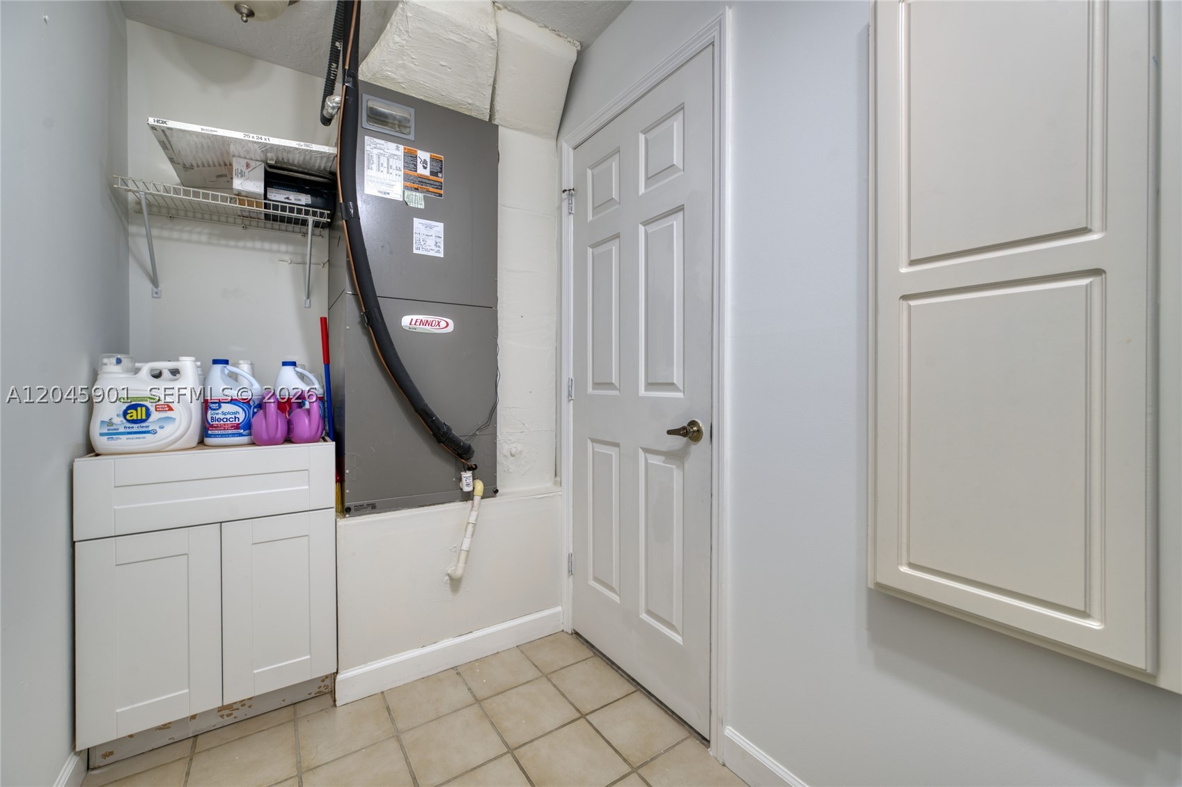 PINECREST SUB UNIT 1 - Residential