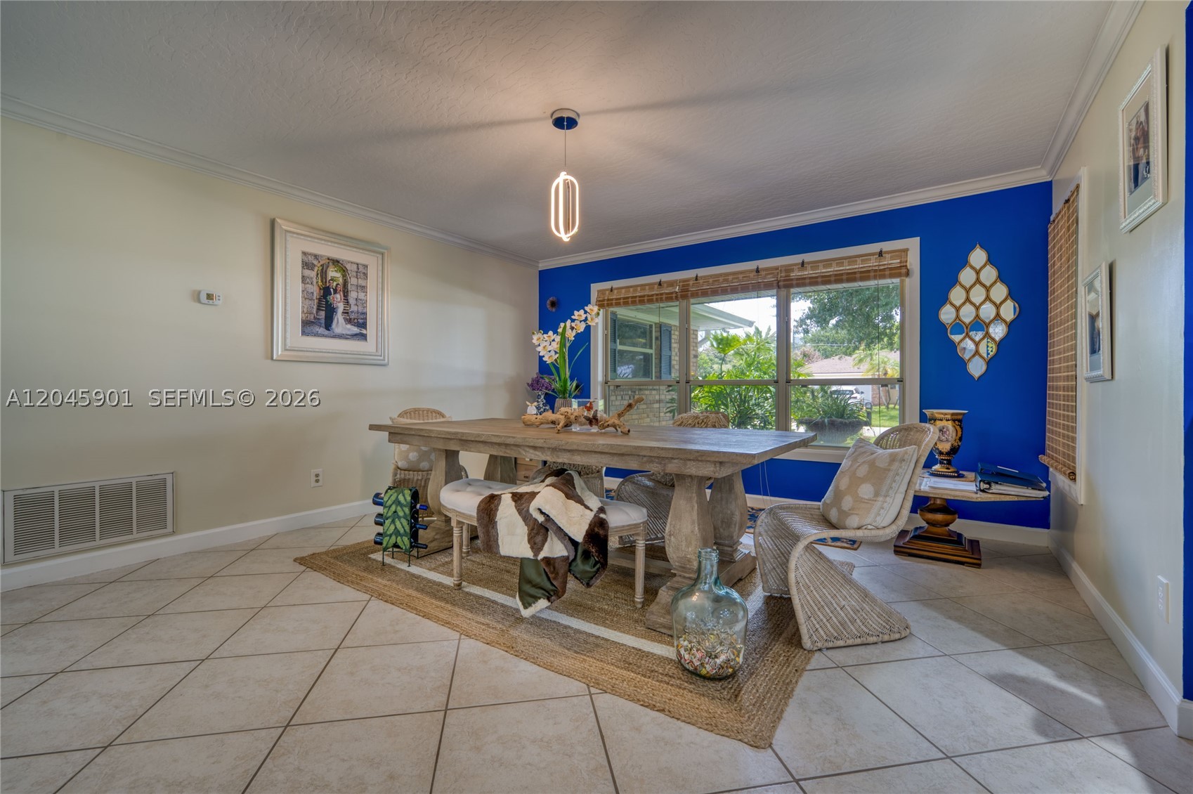 PINECREST SUB UNIT 1 - Residential
