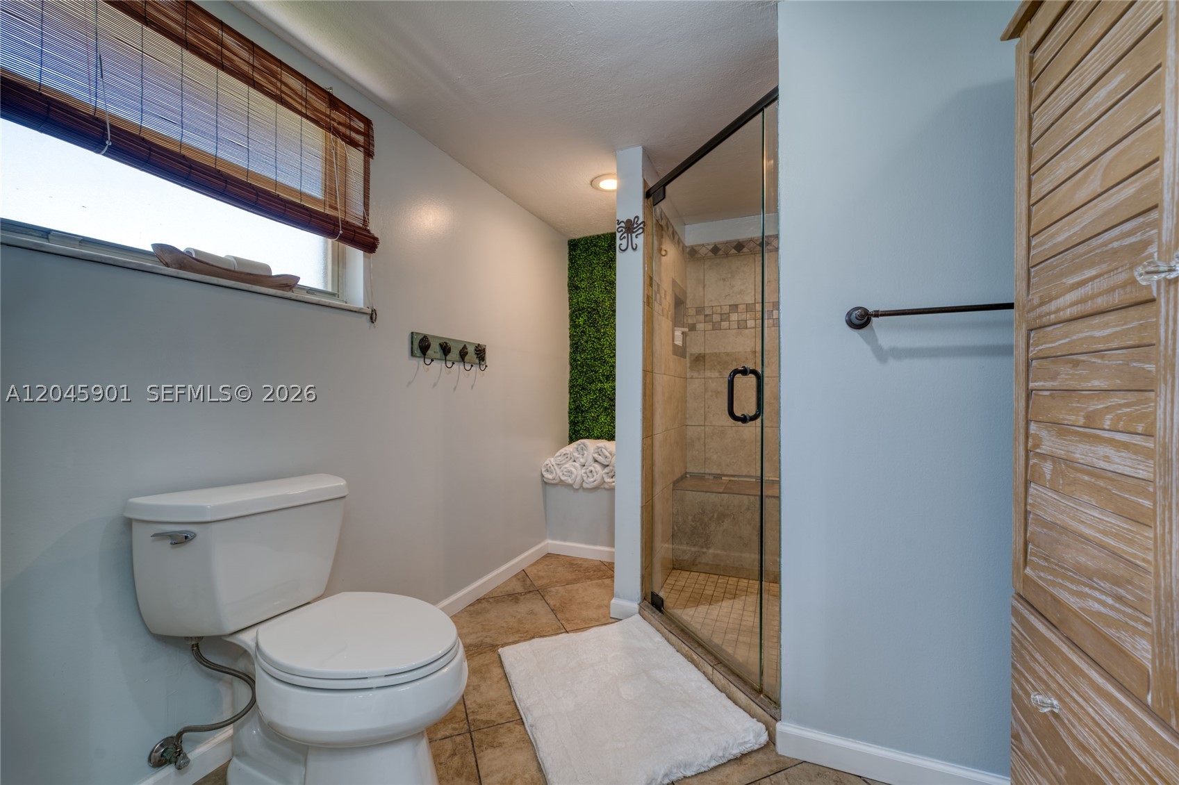 PINECREST SUB UNIT 1 - Residential