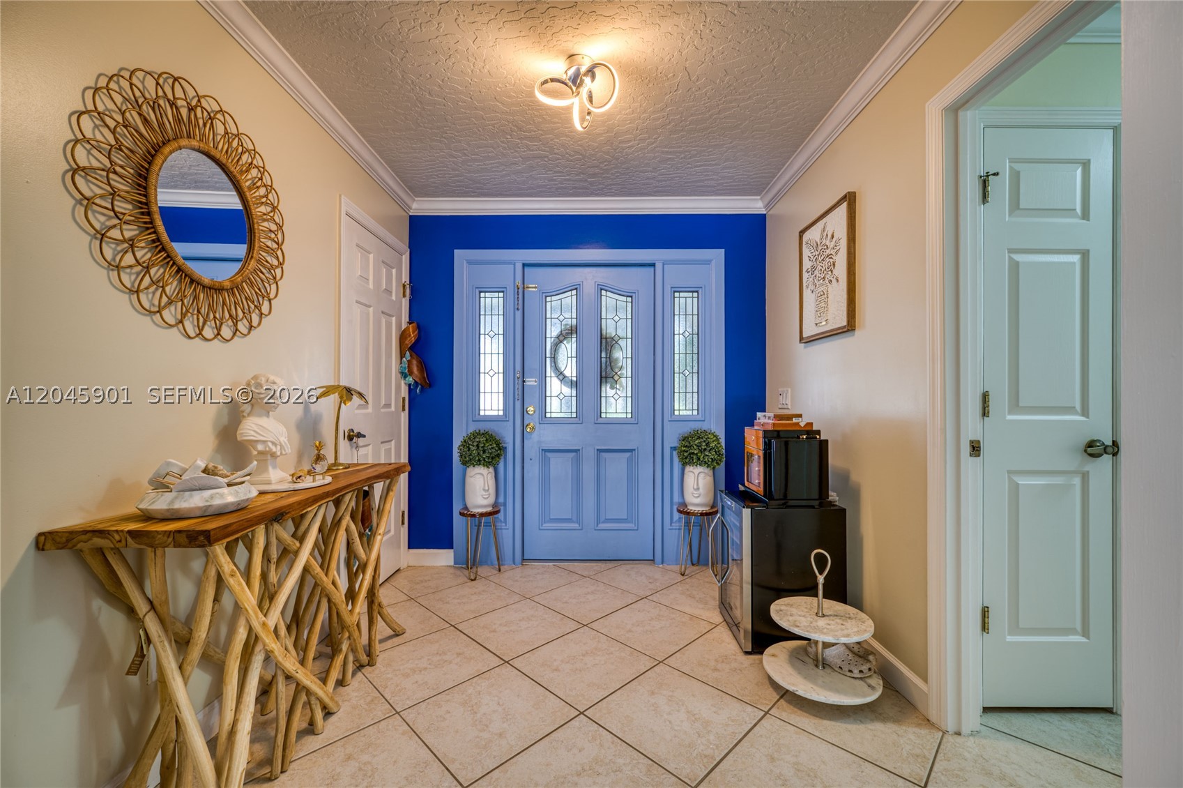 PINECREST SUB UNIT 1 - Residential