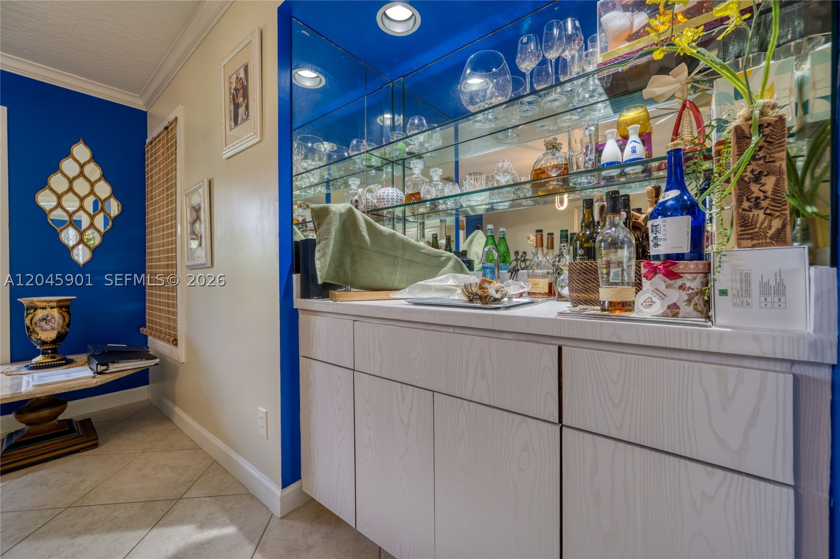 PINECREST SUB UNIT 1 - Residential