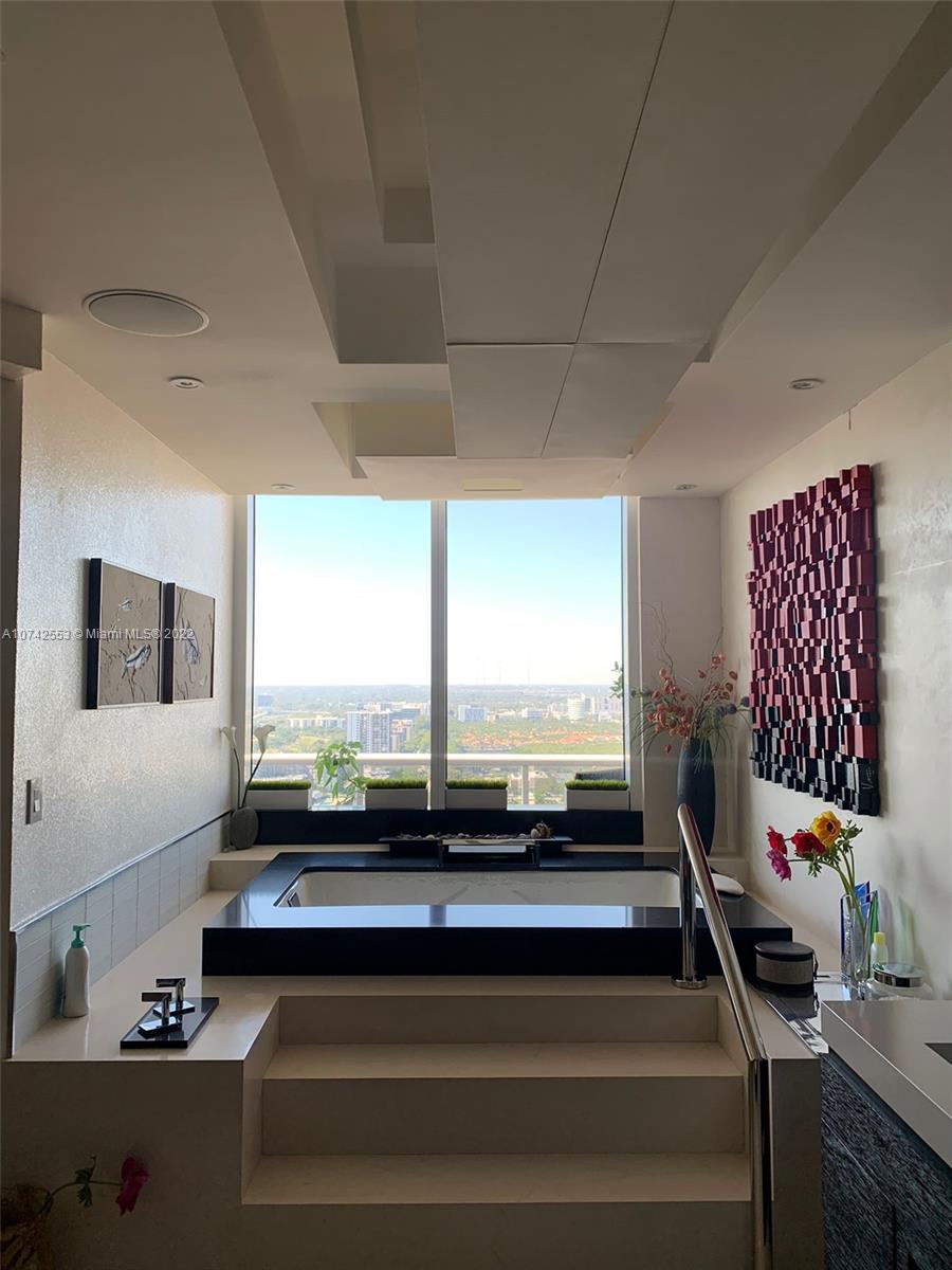 ONE ISLAND PLACE CONDO II - Residential