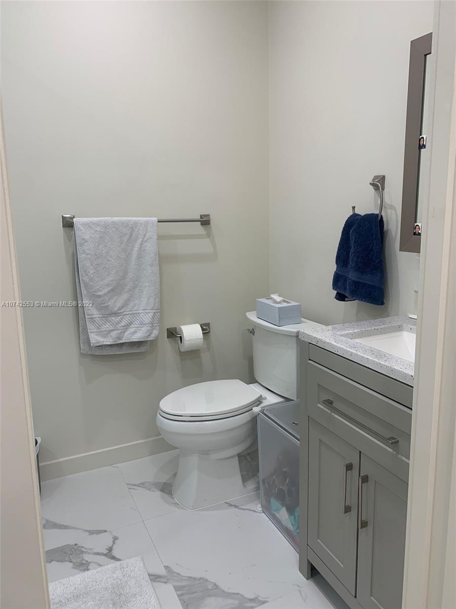 ONE ISLAND PLACE CONDO II - Residential