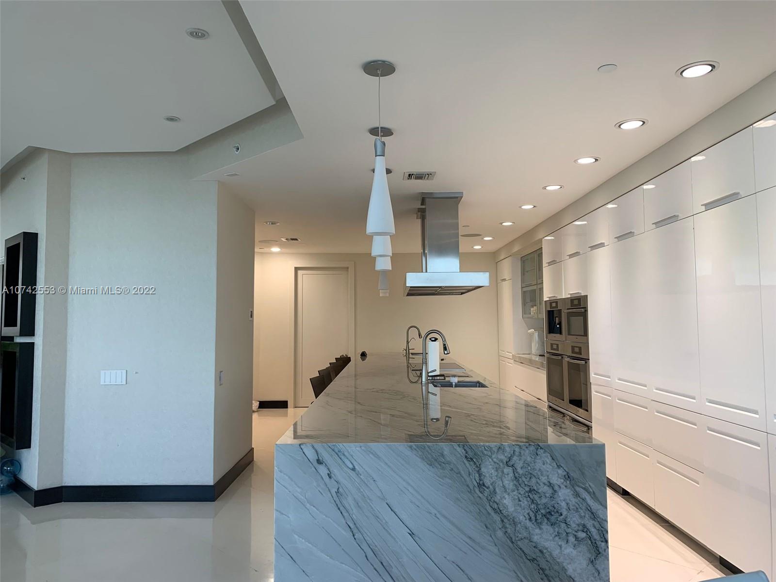ONE ISLAND PLACE CONDO II - Residential