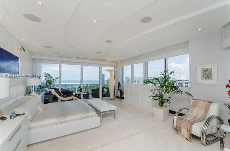 ONE ISLAND PLACE CONDO II - Residential