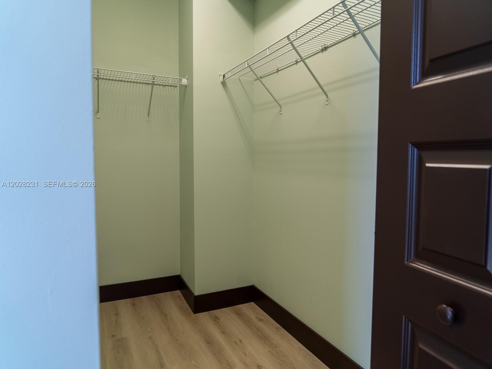 DUNNWOODY LAKE - Residential Lease