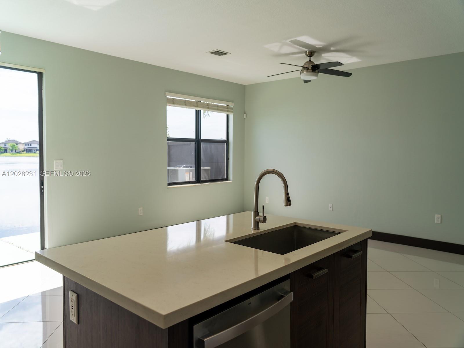 DUNNWOODY LAKE - Residential Lease
