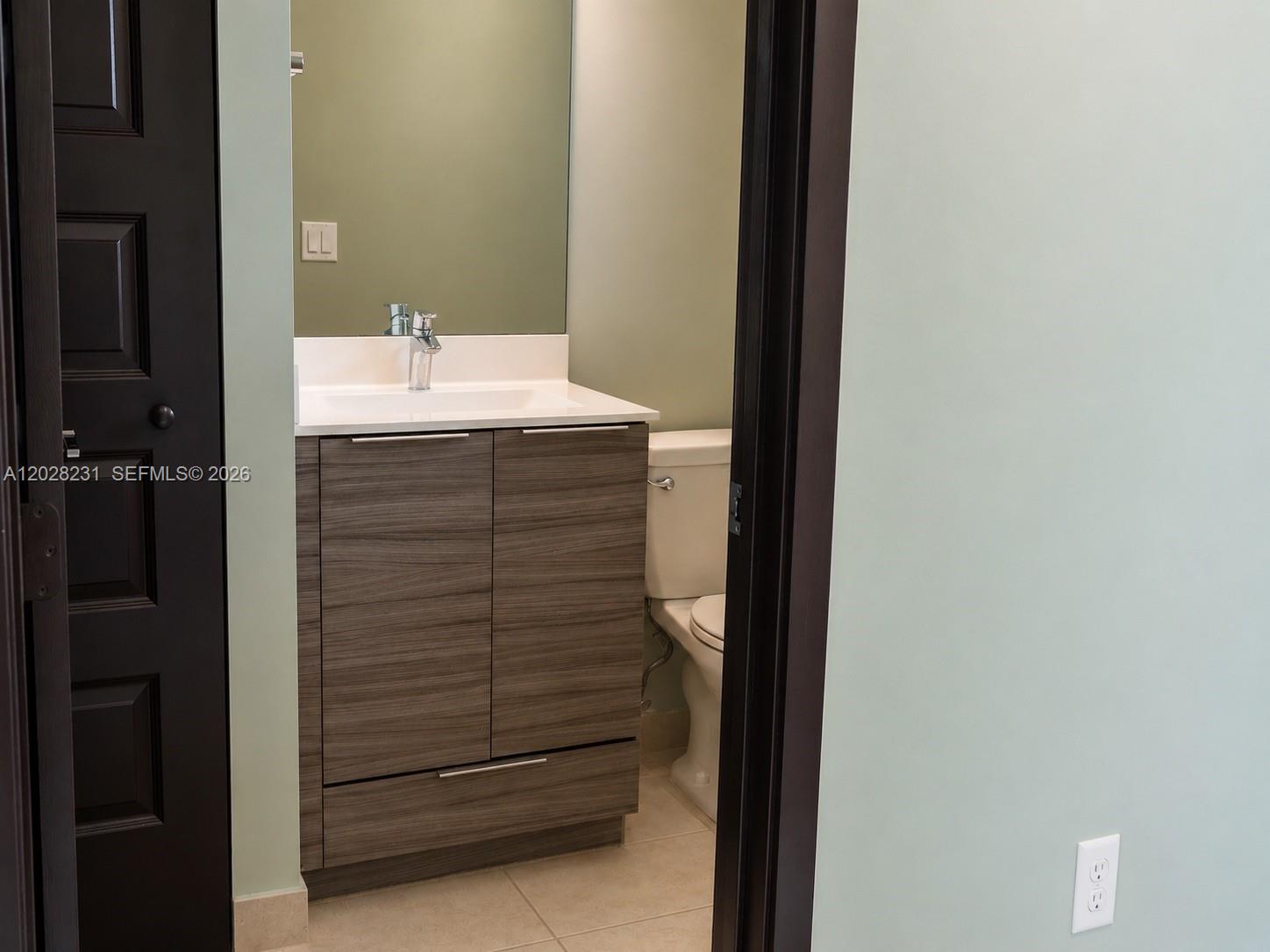 DUNNWOODY LAKE - Residential Lease