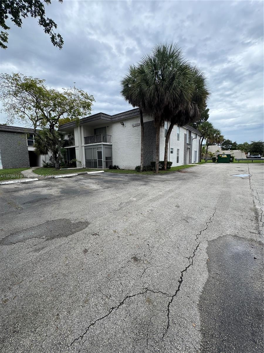 KENDALL ACRES CONDO BLDG - Residential