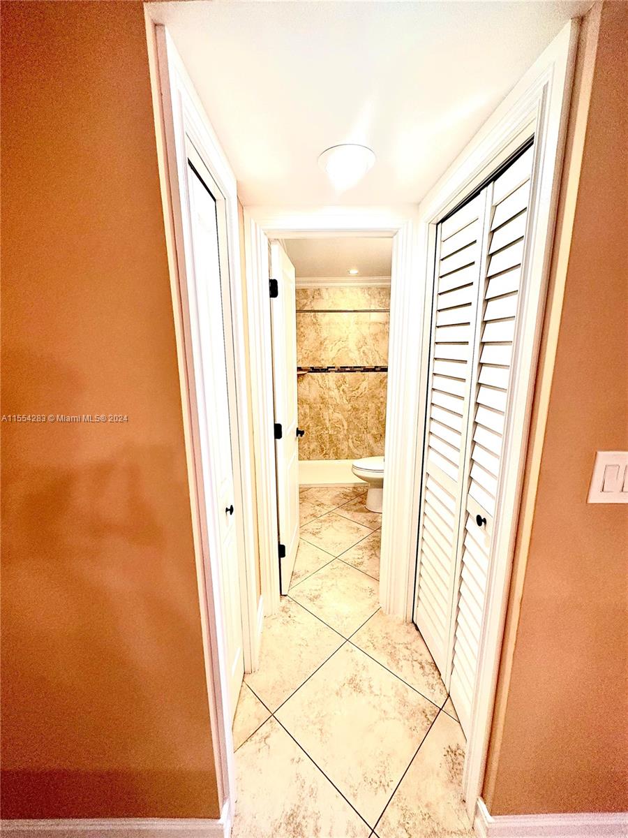 POINT SOUTH CONDO - Residential