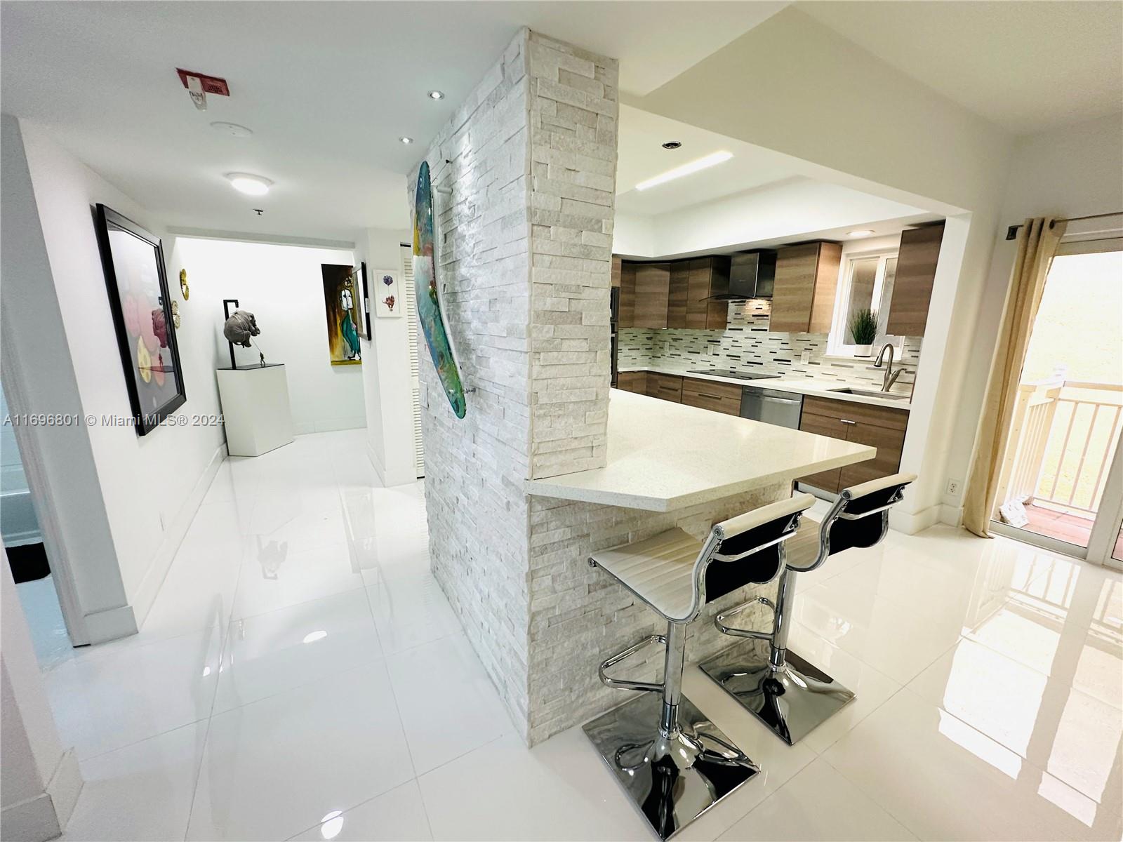 THE COURTS AT SOUTH BEACH - Residential Lease