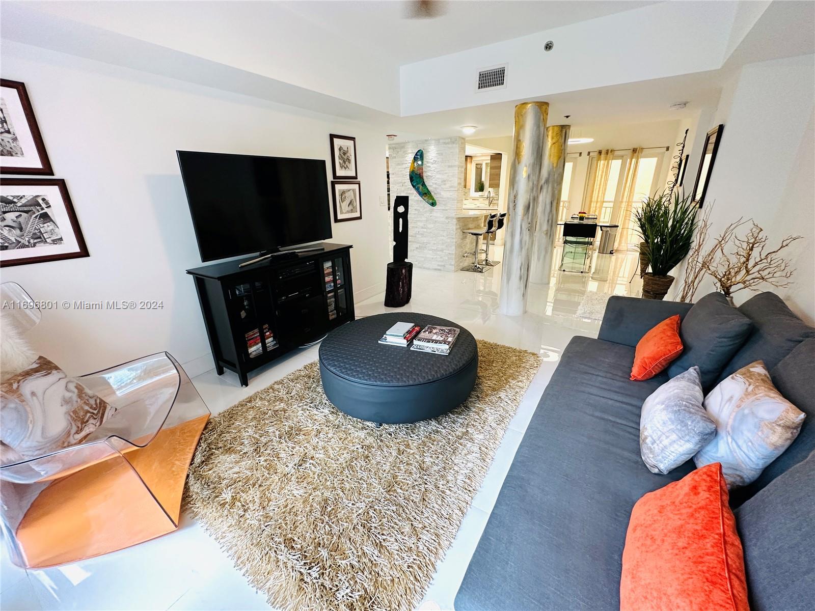 THE COURTS AT SOUTH BEACH - Residential Lease