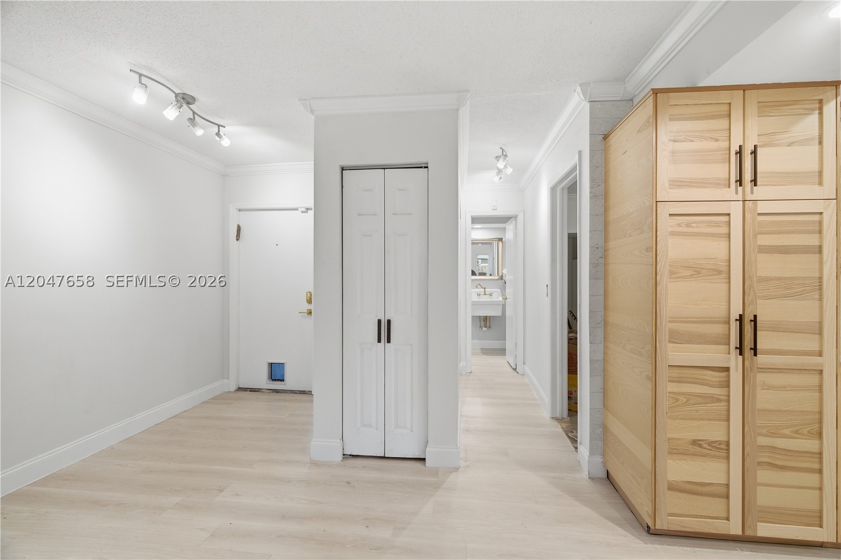 CEDAR COURT CONDO - Residential