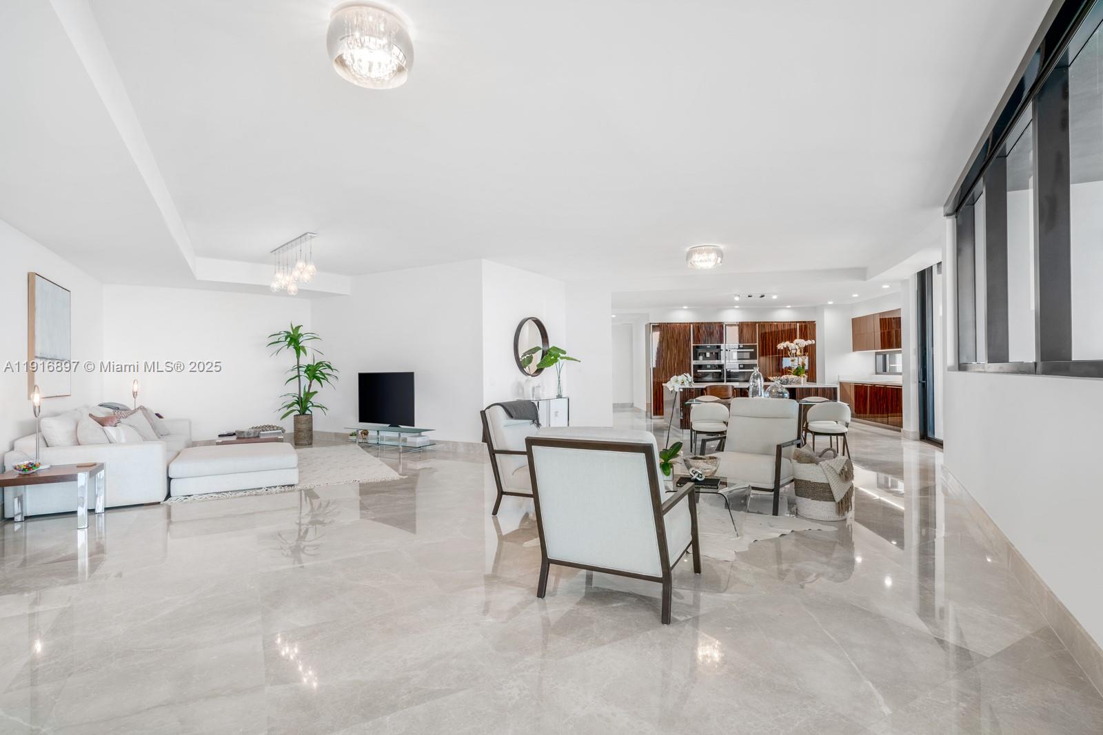 18555 COLLINS AVENUE COND - Residential