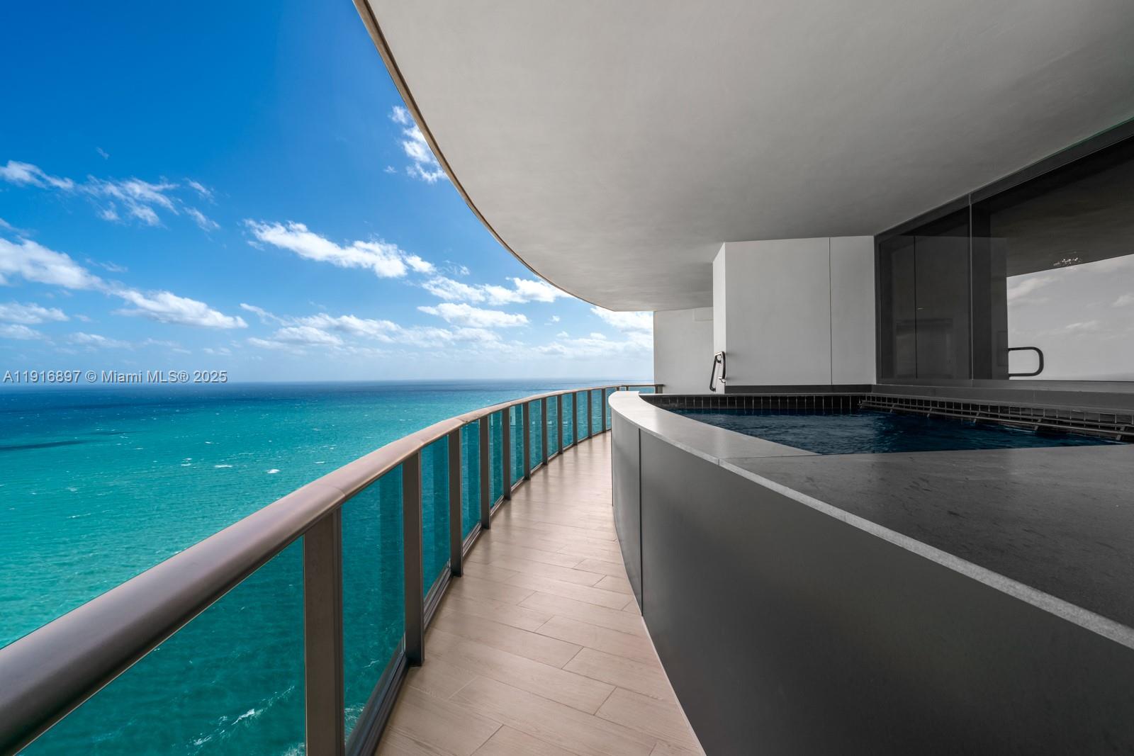 18555 COLLINS AVENUE COND - Residential