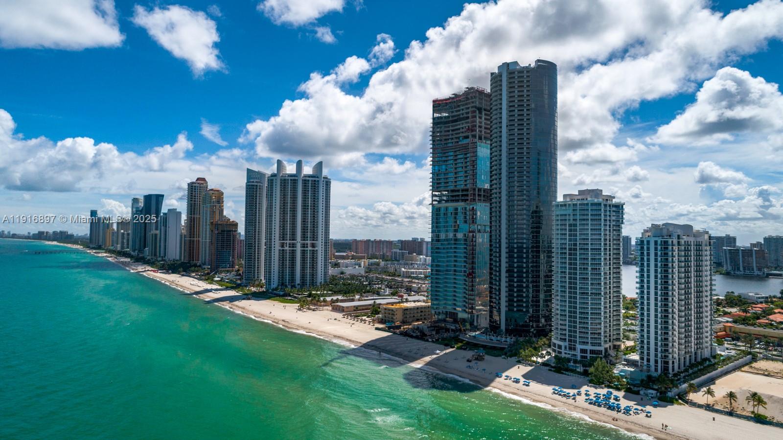 18555 COLLINS AVENUE COND - Residential