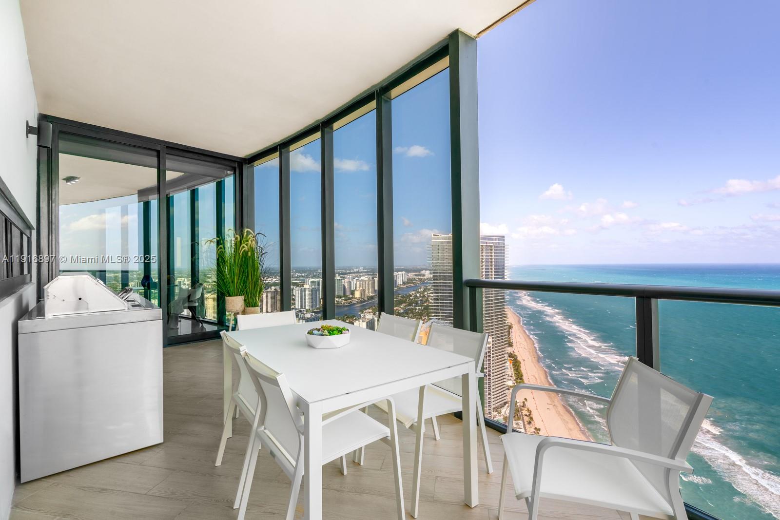 18555 COLLINS AVENUE COND - Residential