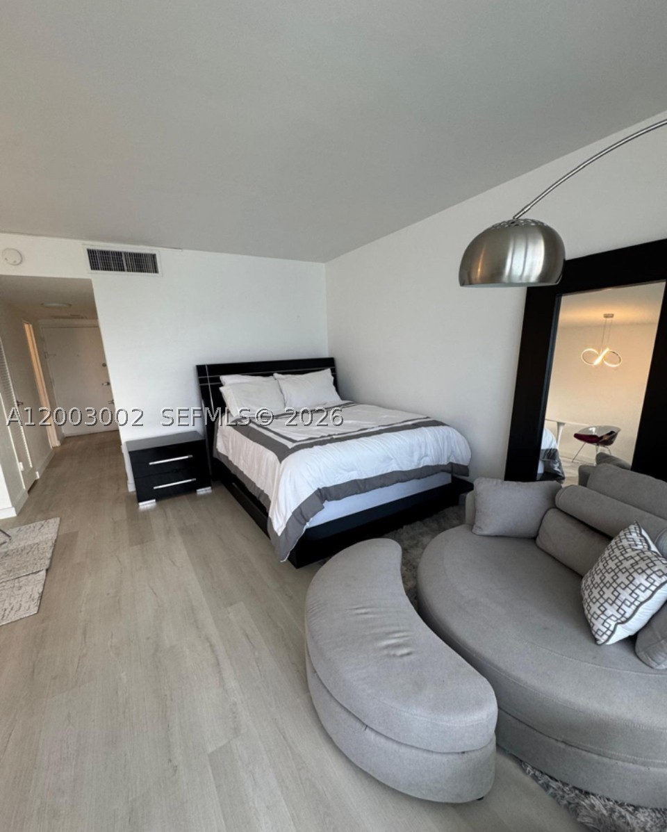 MIRADOR 1000 CONDO - Residential