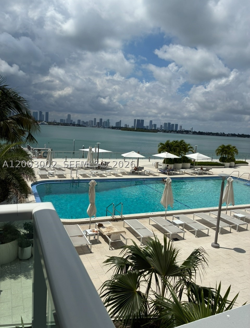 MIRADOR 1000 CONDO - Residential