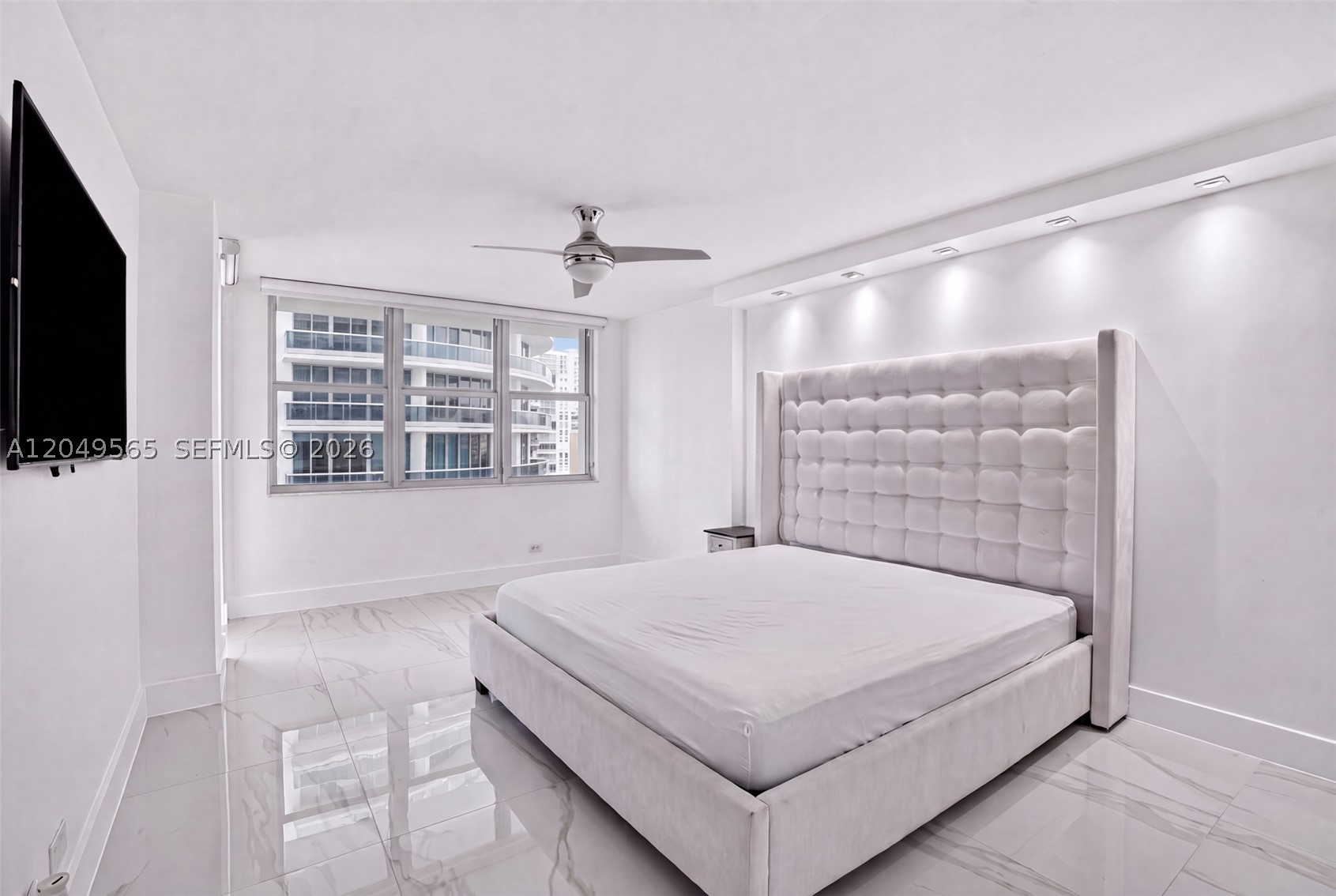 MAISON GRANDE CONDO - Residential Lease