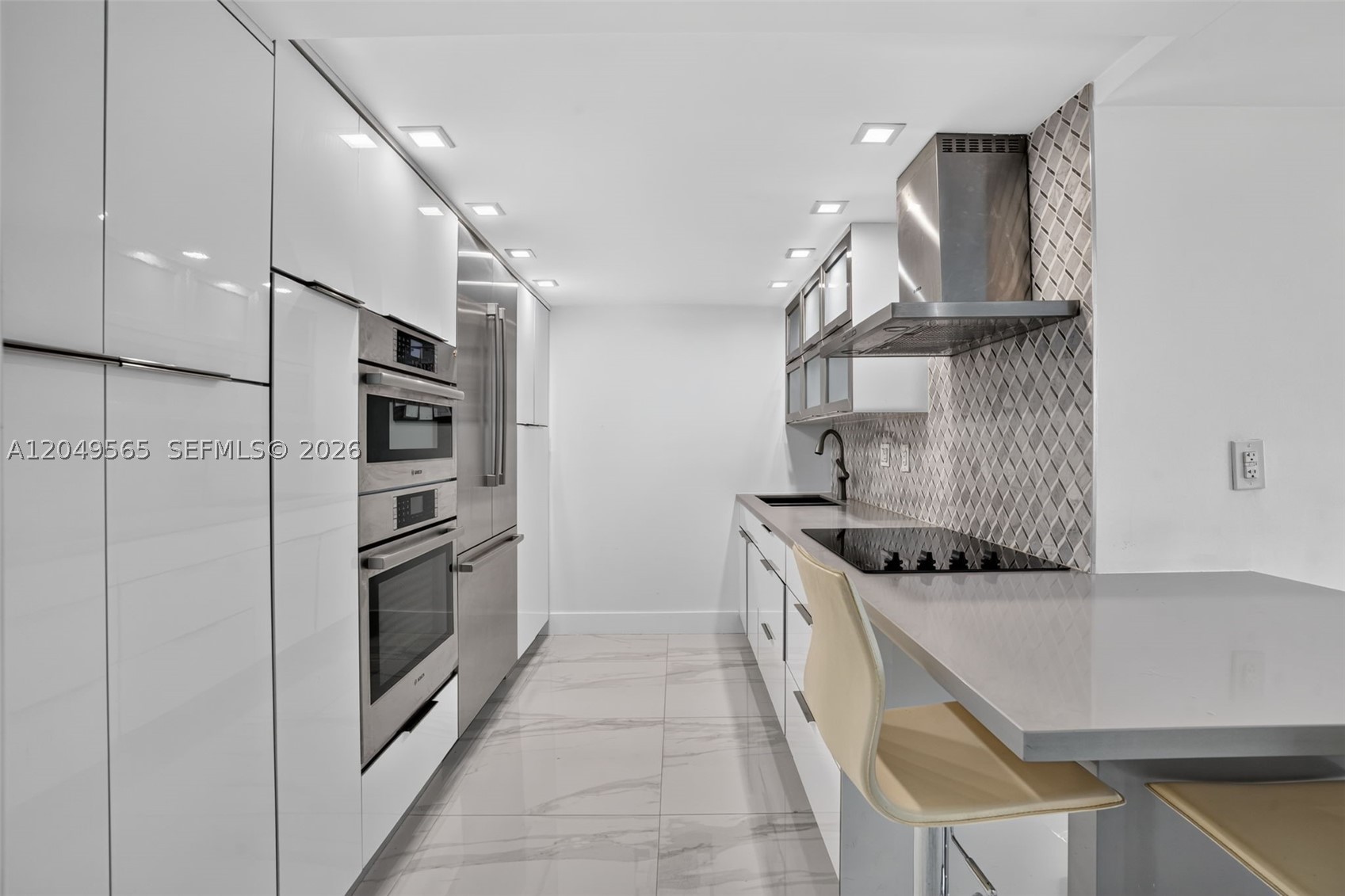 MAISON GRANDE CONDO - Residential Lease