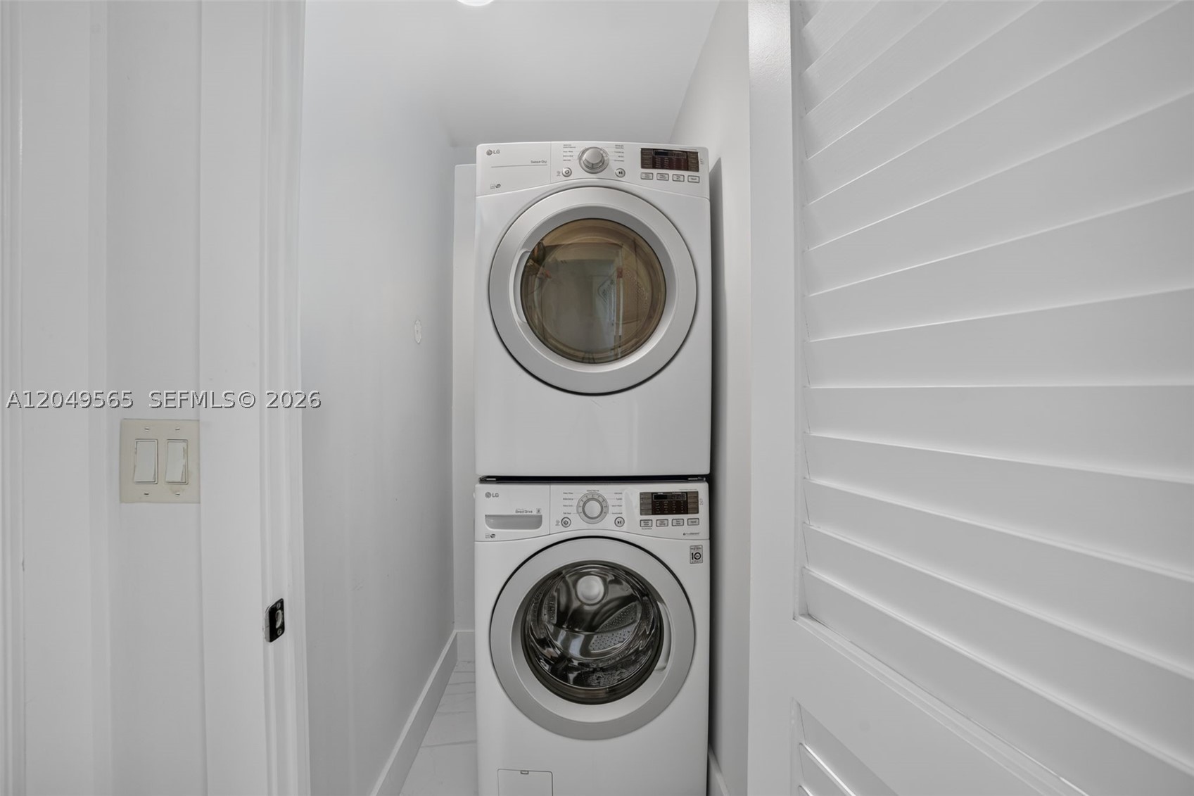 MAISON GRANDE CONDO - Residential Lease