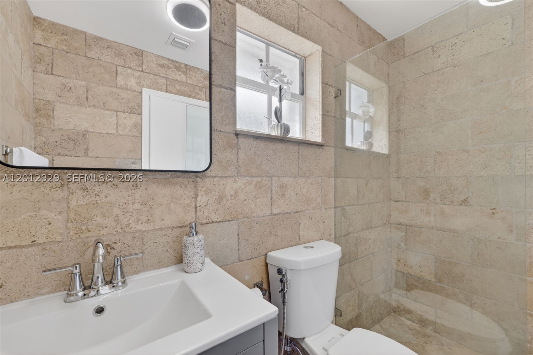 SOUTHWIND POINT - Residential