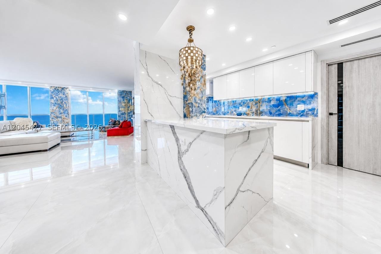 BEACH CLUB THREE CONDO - Residential