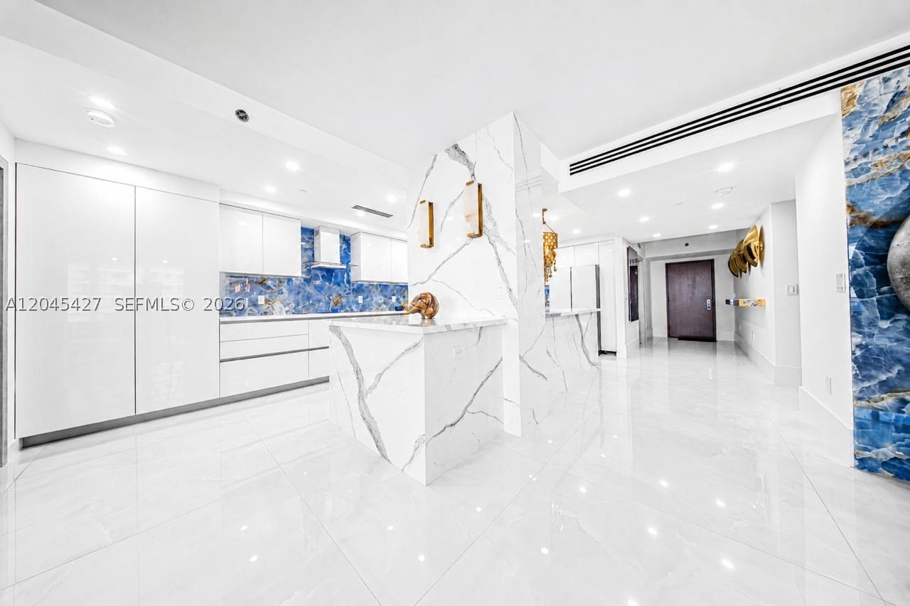 BEACH CLUB THREE CONDO - Residential
