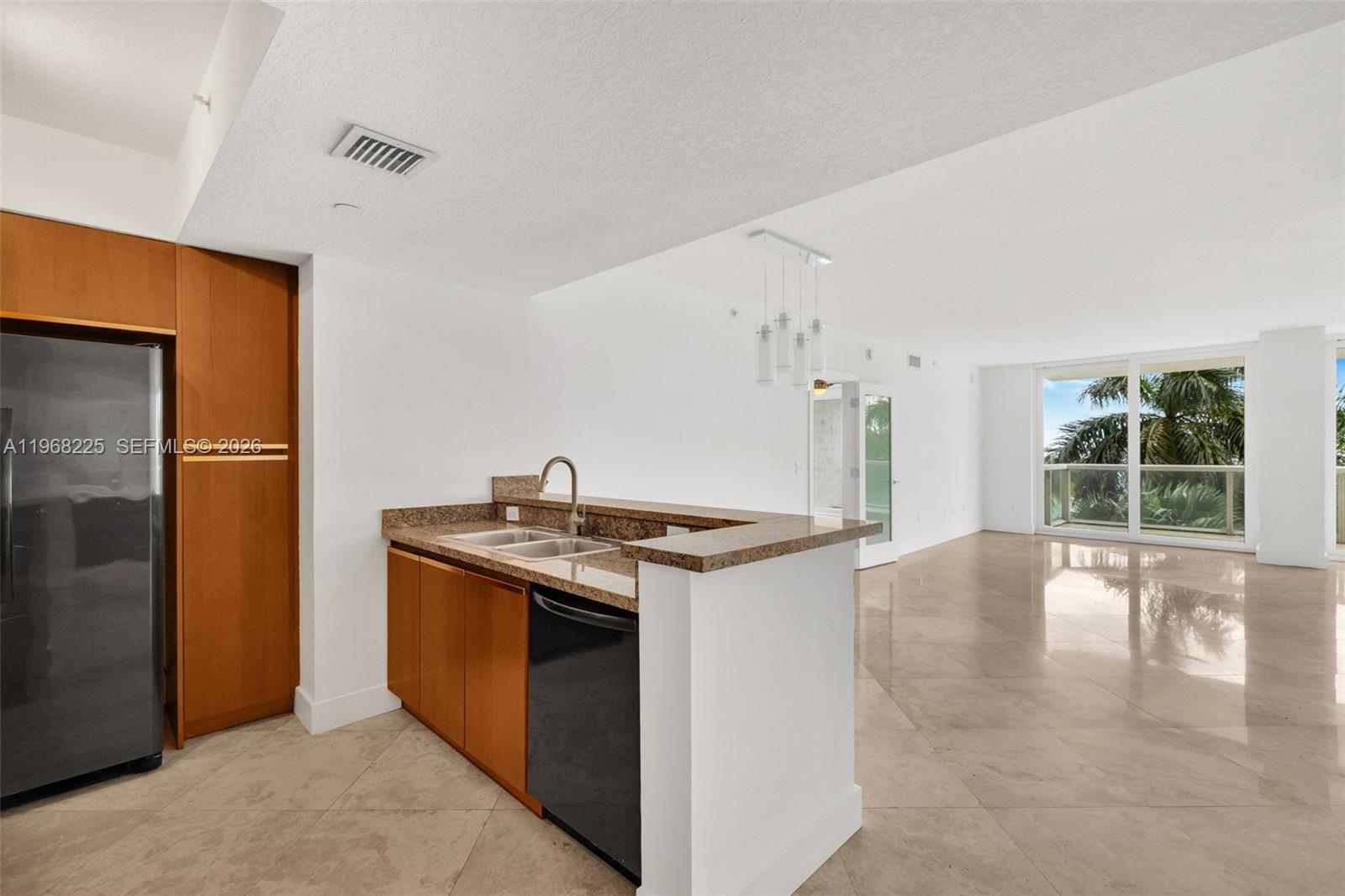 THE GRAND VENETIAN CONDO - Residential