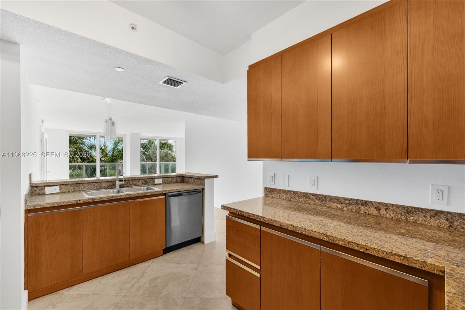 THE GRAND VENETIAN CONDO - Residential