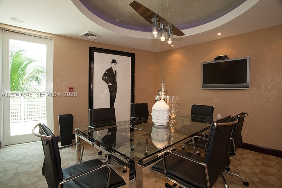 VIZCAYNE SOUTH CONDO - Residential Lease