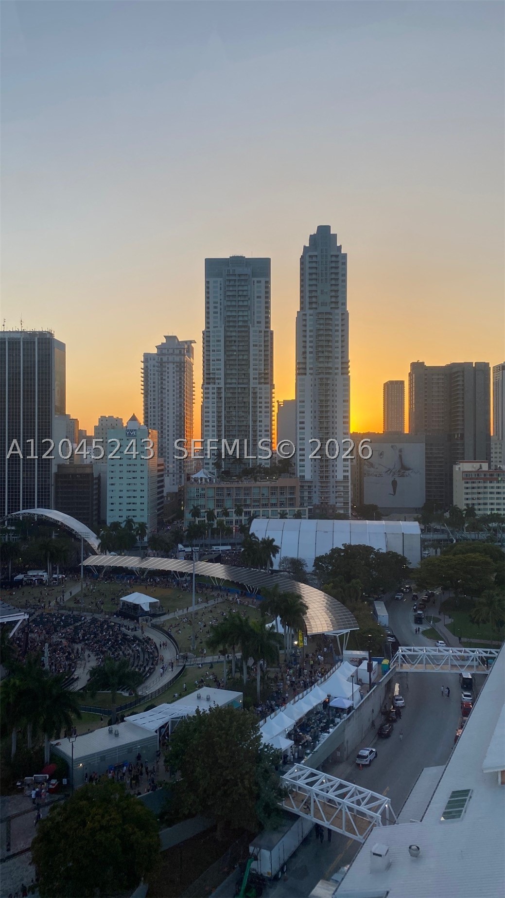 VIZCAYNE SOUTH CONDO - Residential Lease